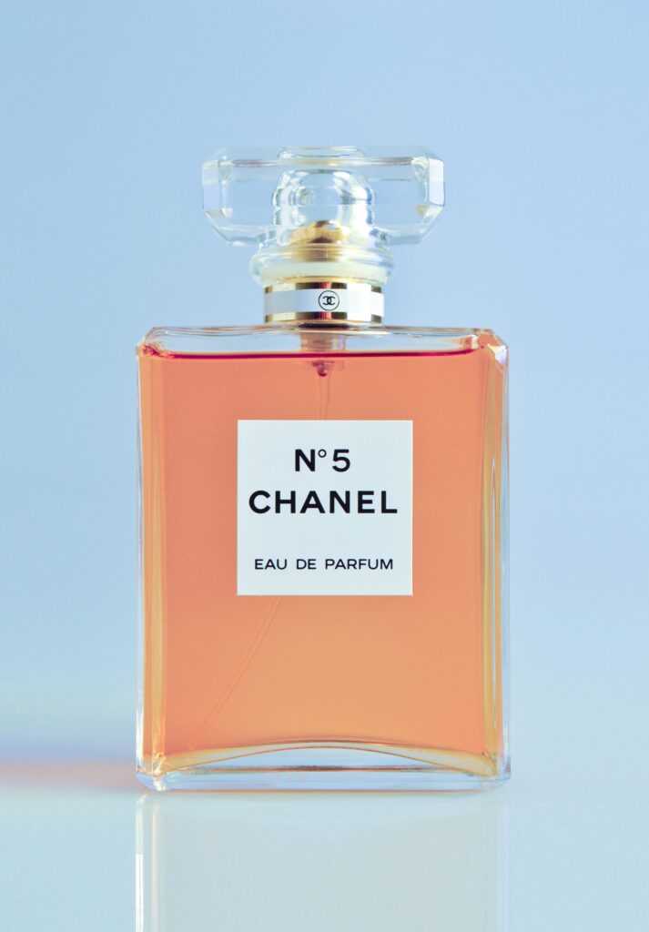 n5 chanel eau de parfum spray bottle
