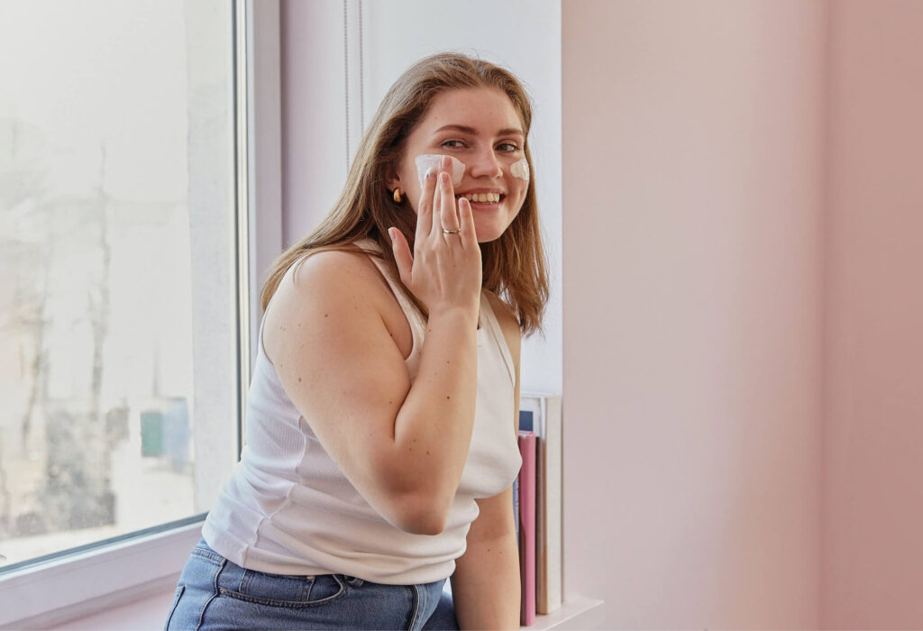 woman with face mask